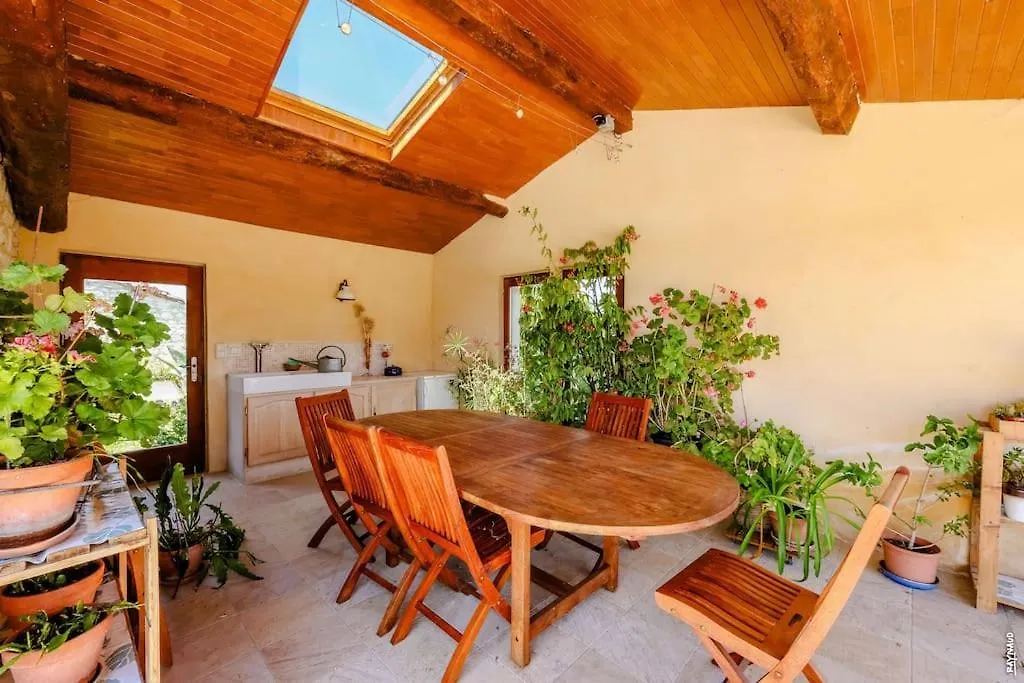 Holiday home Maison Les 3 Moineaux - Piscine Le Verdier